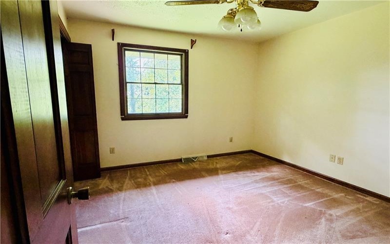 225 End Rd, Brownsville, 15417, 5 Bedrooms Bedrooms, ,1.2 BathroomsBathrooms,Residential,For Sale,End Rd,1769089