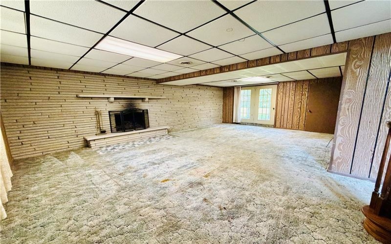 225 End Rd, Brownsville, 15417, 5 Bedrooms Bedrooms, ,1.2 BathroomsBathrooms,Residential,For Sale,End Rd,1769089