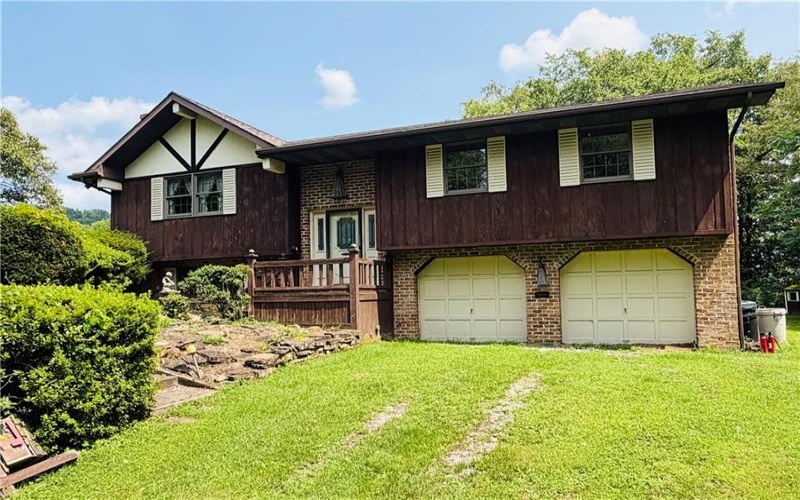 225 End Rd, Brownsville, 15417, 5 Bedrooms Bedrooms, ,1.2 BathroomsBathrooms,Residential,For Sale,End Rd,1769089