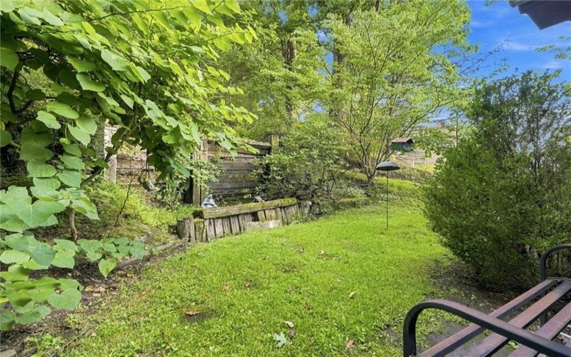 107 Jeanine Ct., Trafford, 15085, 3 Bedrooms Bedrooms, 11 Rooms Rooms,2.1 BathroomsBathrooms,Residential,For Sale,Jeanine Ct.,1769110