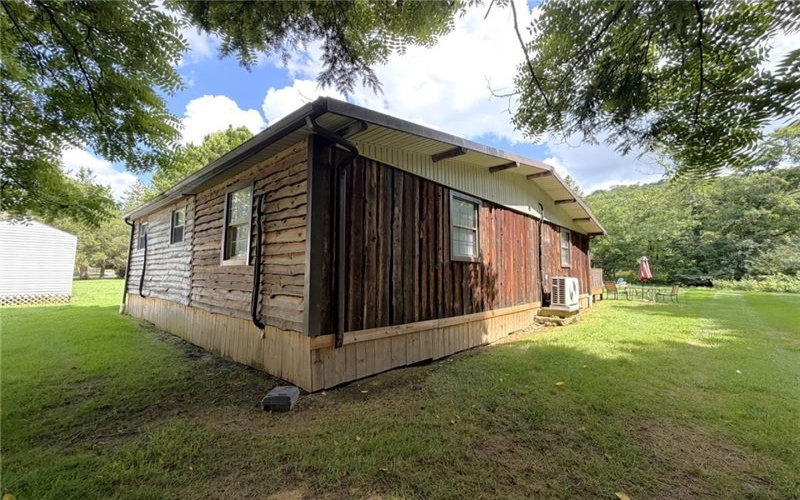113 Goldenrod Lane, Ligonier, 15658, 2 Bedroom Bedrooms, 7 Room Rooms,2 BathroomBathrooms,Residential,For Sale,Goldenrod Lane,1769114
