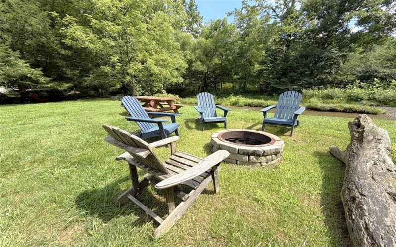 113 Goldenrod Lane, Ligonier, 15658, 2 Bedroom Bedrooms, 7 Room Rooms,2 BathroomBathrooms,Residential,For Sale,Goldenrod Lane,1769114
