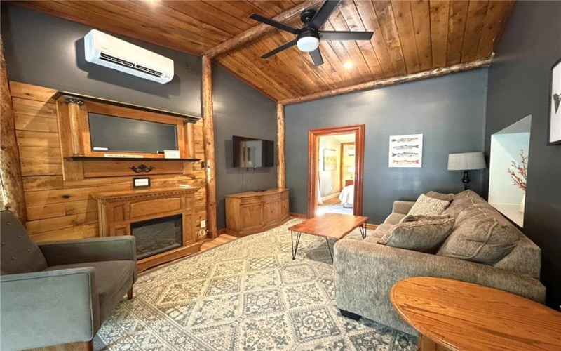 113 Goldenrod Lane, Ligonier, 15658, 2 Bedroom Bedrooms, 7 Room Rooms,2 BathroomBathrooms,Residential,For Sale,Goldenrod Lane,1769114