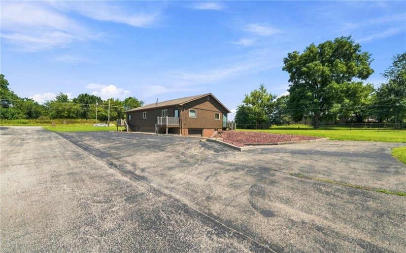 376 Main Street, Mount Pleasant, 15666, ,Commercial-industrial-business,For Sale,Main Street,1769177