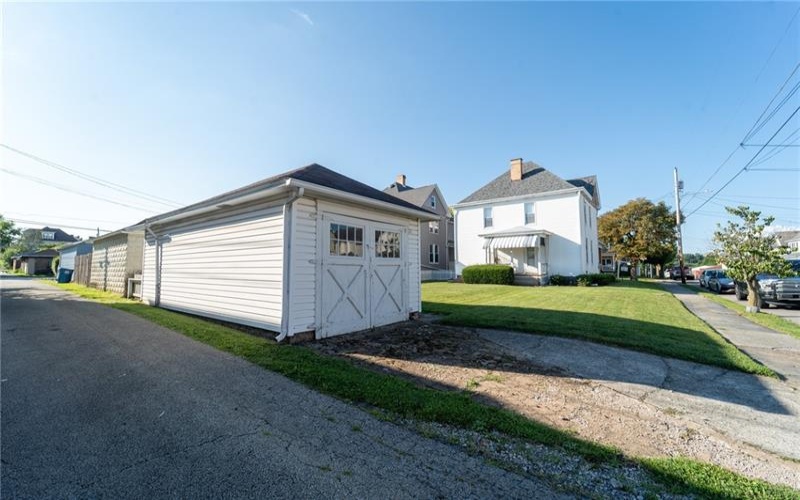 201 Arthur Avenue, ScottdALE, 15683, 3 Bedrooms Bedrooms, 7 Rooms Rooms,1 BathroomBathrooms,Residential,For Sale,Arthur Avenue,1769195