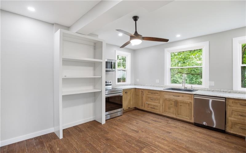 22 4th St, Allenport, 15412, 4 Bedrooms Bedrooms, 10 Rooms Rooms,2.1 BathroomsBathrooms,Residential,For Sale,4th St,1769213