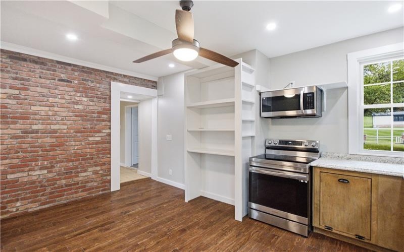 22 4th St, Allenport, 15412, 4 Bedrooms Bedrooms, 10 Rooms Rooms,2.1 BathroomsBathrooms,Residential,For Sale,4th St,1769213