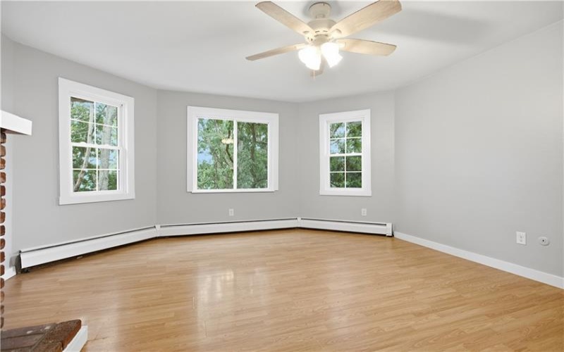 22 4th St, Allenport, 15412, 4 Bedrooms Bedrooms, 10 Rooms Rooms,2.1 BathroomsBathrooms,Residential,For Sale,4th St,1769213