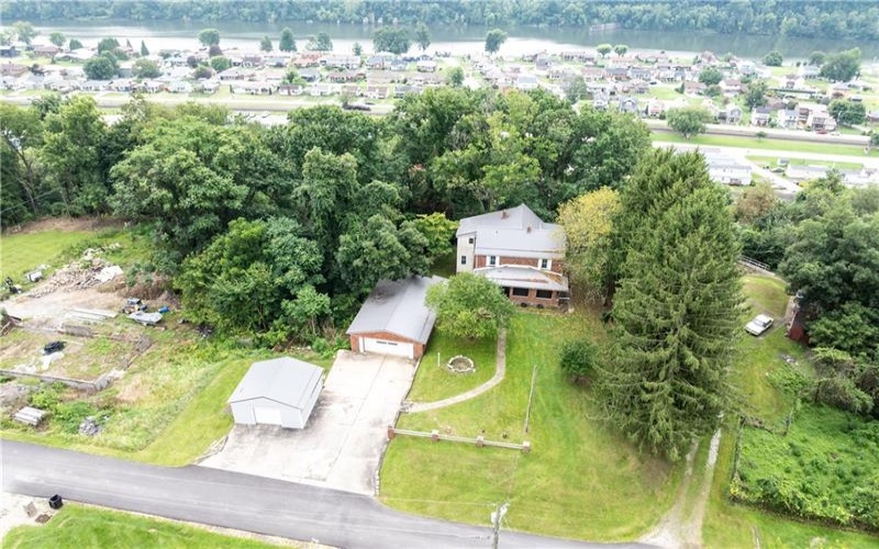 22 4th St, Allenport, 15412, 4 Bedrooms Bedrooms, 10 Rooms Rooms,2.1 BathroomsBathrooms,Residential,For Sale,4th St,1769213