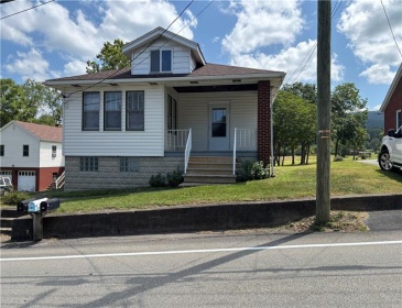 264 Hopwood Fairchance Rd, Uniontown, 15401, 3 Bedrooms Bedrooms, 6 Rooms Rooms,2 BathroomsBathrooms,Residential,For Sale,Hopwood Fairchance Rd,1769286