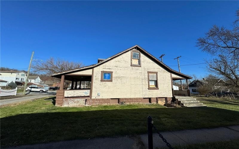 220 Jackson St, Houston, 15342, ,Commercial-industrial-business,For Sale,Jackson St,1747072