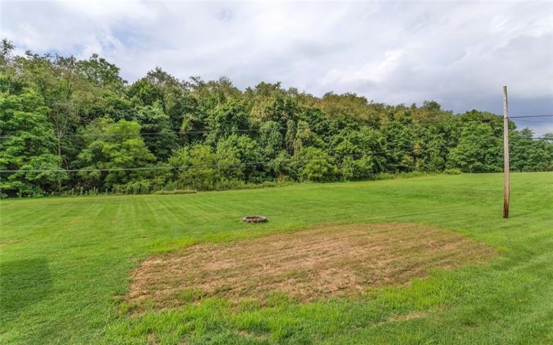 690 Lakeview Drive, Washington, 15301, 3 Bedrooms Bedrooms, 7 Rooms Rooms,2 BathroomsBathrooms,Residential,For Sale,Lakeview Drive,1768379