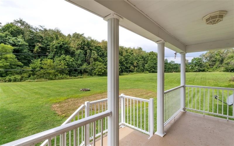 690 Lakeview Drive, Washington, 15301, 3 Bedrooms Bedrooms, 7 Rooms Rooms,2 BathroomsBathrooms,Residential,For Sale,Lakeview Drive,1768379