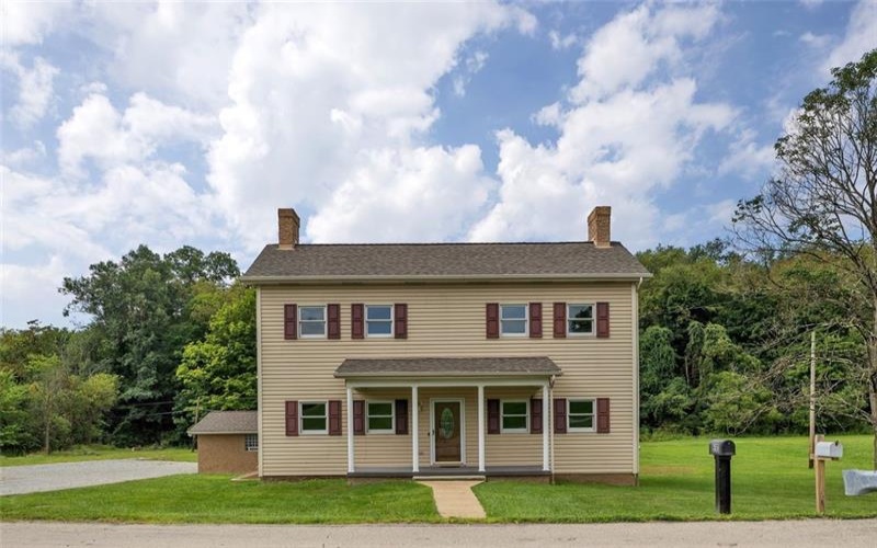 690 Lakeview Drive, Washington, 15301, 3 Bedrooms Bedrooms, 7 Rooms Rooms,2 BathroomsBathrooms,Residential,For Sale,Lakeview Drive,1768379