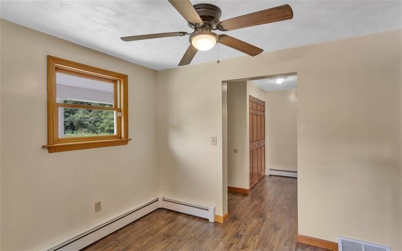 690 Lakeview Drive, Washington, 15301, 3 Bedrooms Bedrooms, 7 Rooms Rooms,2 BathroomsBathrooms,Residential,For Sale,Lakeview Drive,1768379