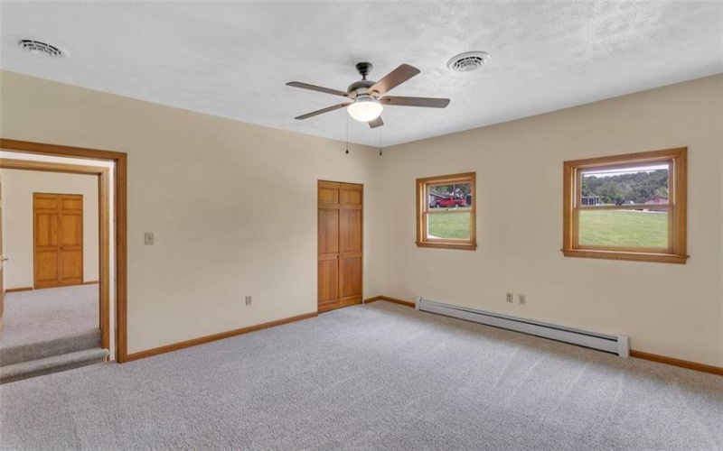 690 Lakeview Drive, Washington, 15301, 3 Bedrooms Bedrooms, 7 Rooms Rooms,2 BathroomsBathrooms,Residential,For Sale,Lakeview Drive,1768379