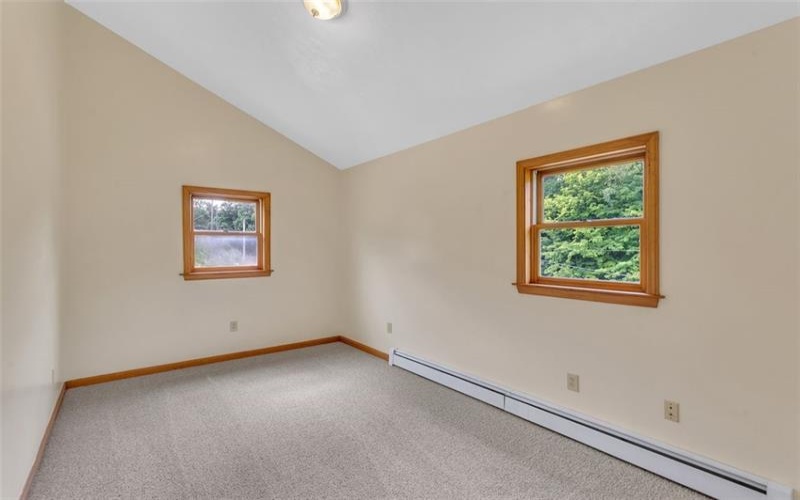 690 Lakeview Drive, Washington, 15301, 3 Bedrooms Bedrooms, 7 Rooms Rooms,2 BathroomsBathrooms,Residential,For Sale,Lakeview Drive,1768379