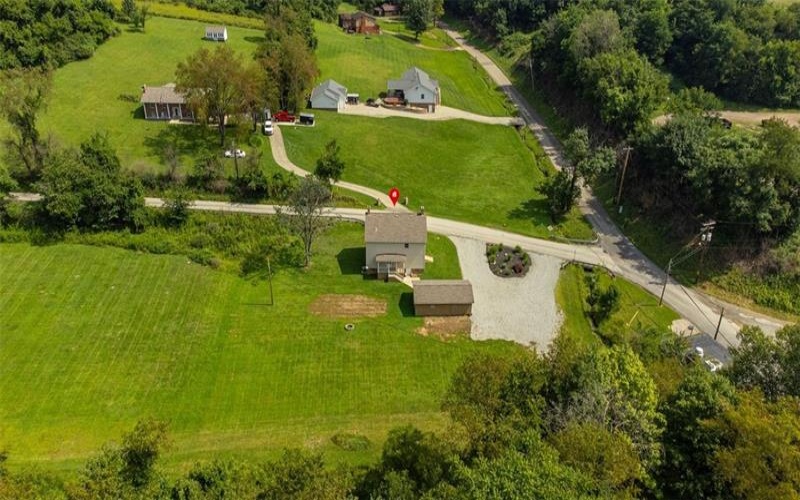 690 Lakeview Drive, Washington, 15301, 3 Bedrooms Bedrooms, 7 Rooms Rooms,2 BathroomsBathrooms,Residential,For Sale,Lakeview Drive,1768379