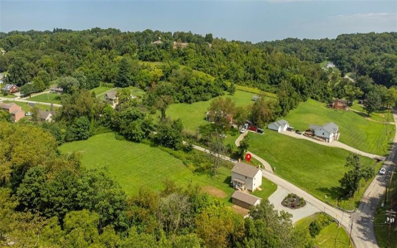 690 Lakeview Drive, Washington, 15301, 3 Bedrooms Bedrooms, 7 Rooms Rooms,2 BathroomsBathrooms,Residential,For Sale,Lakeview Drive,1768379