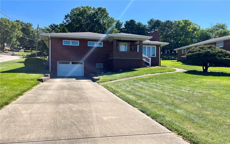305 McClelland Rd, Canonsburg, 15317, 3 Bedrooms Bedrooms, 8 Rooms Rooms,1.1 BathroomsBathrooms,Residential,For Sale,McClelland Rd,1769093