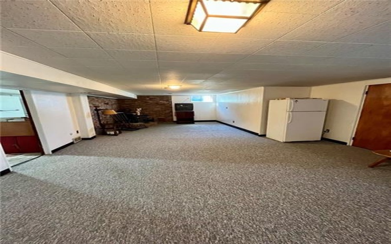 305 McClelland Rd, Canonsburg, 15317, 3 Bedrooms Bedrooms, 8 Rooms Rooms,1.1 BathroomsBathrooms,Residential,For Sale,McClelland Rd,1769093