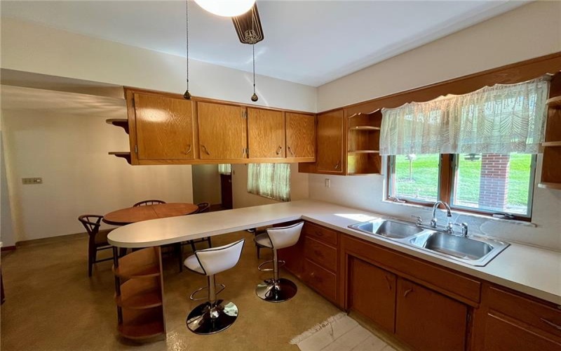 305 McClelland Rd, Canonsburg, 15317, 3 Bedrooms Bedrooms, 8 Rooms Rooms,1.1 BathroomsBathrooms,Residential,For Sale,McClelland Rd,1769093