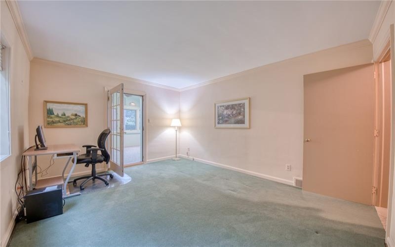 209 Glenview Drive, New Kensington, 15068, 3 Bedrooms Bedrooms, 9 Rooms Rooms,2.1 BathroomsBathrooms,Residential,For Sale,Glenview Drive,1769244