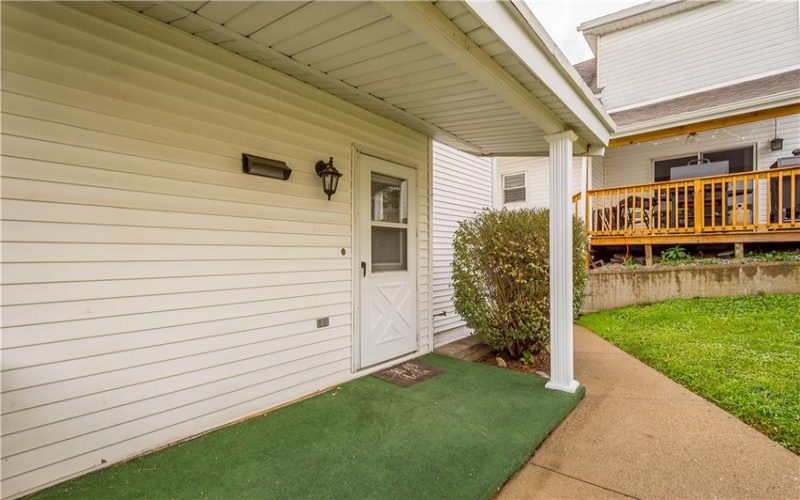 512 Center Ave, Charleroi, 15022, 2 Bedrooms Bedrooms, 5 Rooms Rooms,2 BathroomsBathrooms,Residential,For Sale,Center Ave,1769260