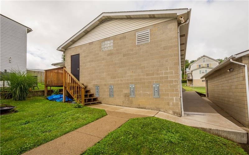 512 Center Ave, Charleroi, 15022, 2 Bedrooms Bedrooms, 5 Rooms Rooms,2 BathroomsBathrooms,Residential,For Sale,Center Ave,1769260