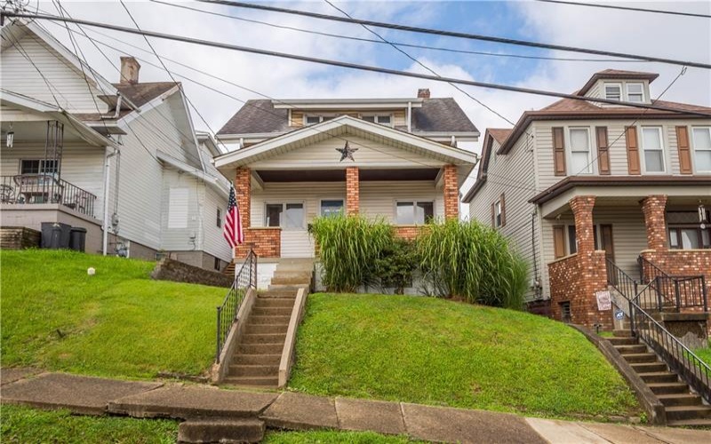 512 Center Ave, Charleroi, 15022, 2 Bedrooms Bedrooms, 5 Rooms Rooms,2 BathroomsBathrooms,Residential,For Sale,Center Ave,1769260