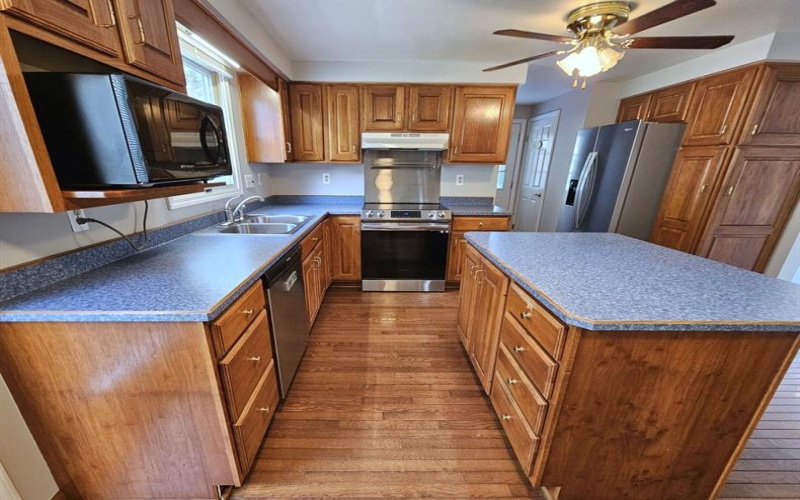 1443 Beau Street, Washington, 15301, 5 Bedrooms Bedrooms, 13 Rooms Rooms,2.1 BathroomsBathrooms,Residential,For Sale,Beau Street,1769277