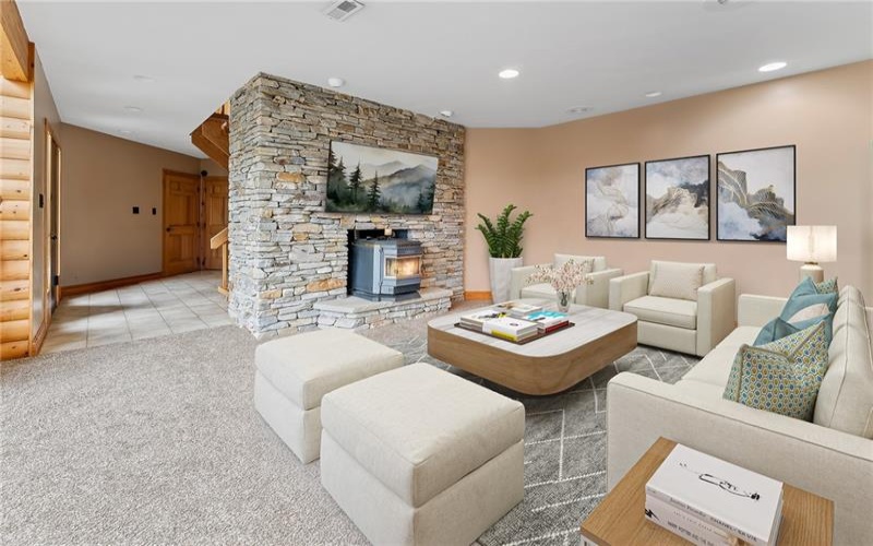 25 Deer Lake Trl, Chalk Hill, 15421, 2 Bedrooms Bedrooms, ,2 BathroomsBathrooms,Residential,For Sale,Deer Lake Trl,1769289