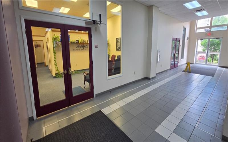 109 Main St, Somerset, 15501, ,Commercial-industrial-business,For Sale,Main St,1769304