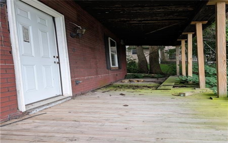 355 High St, Brownsville, 15417, 3 Bedrooms Bedrooms, 6 Rooms Rooms,1 BathroomBathrooms,Residential,For Sale,High St,1769407