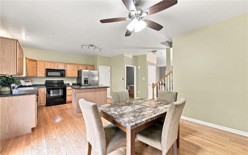 920 Royal Ct, Canonsburg, 15317, 3 Bedrooms Bedrooms, 7 Rooms Rooms,2.1 BathroomsBathrooms,Residential,For Sale,Royal Ct,1769416