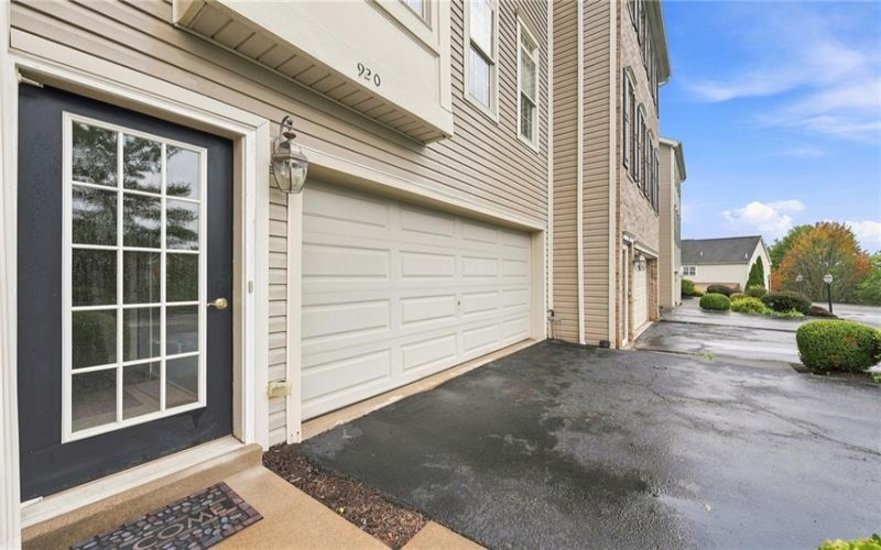 920 Royal Ct, Canonsburg, 15317, 3 Bedrooms Bedrooms, 7 Rooms Rooms,2.1 BathroomsBathrooms,Residential,For Sale,Royal Ct,1769416