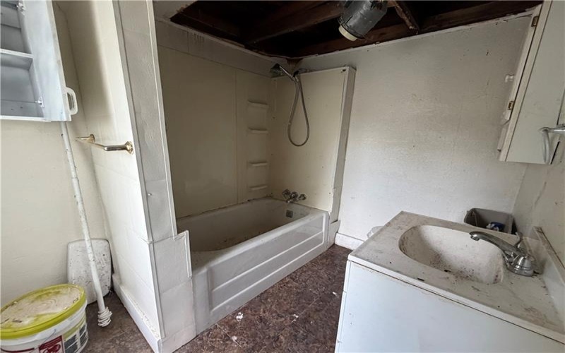 22 Virginia Ave, Charleroi, 15022, 2 Bedrooms Bedrooms, ,1 BathroomBathrooms,Residential,For Sale,Virginia Ave,1769432