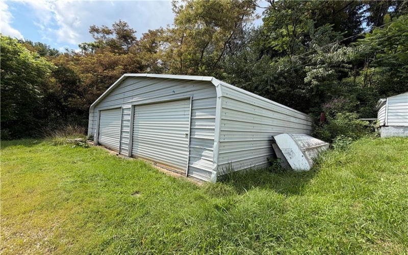 22 Virginia Ave, Charleroi, 15022, 2 Bedrooms Bedrooms, ,1 BathroomBathrooms,Residential,For Sale,Virginia Ave,1769432
