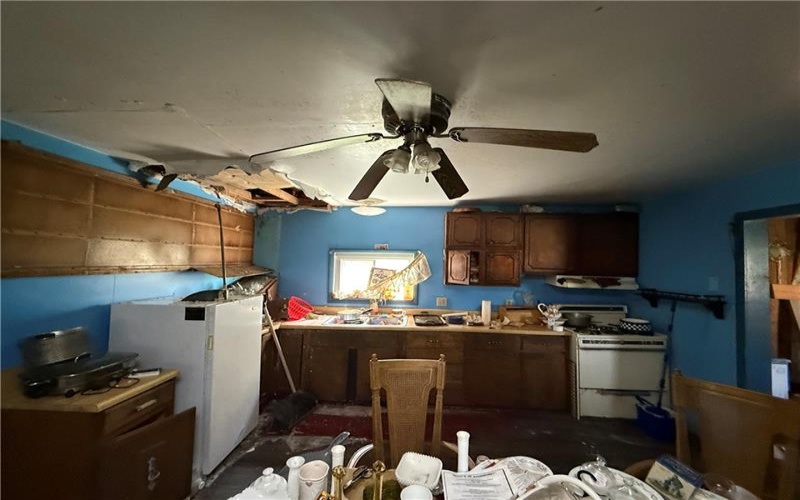 414 Westmoreland Ave, Avonland, 15618, 3 Bedrooms Bedrooms, ,1.1 BathroomsBathrooms,Residential,For Sale,Westmoreland Ave,1769168