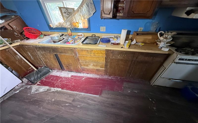 414 Westmoreland Ave, Avonland, 15618, 3 Bedrooms Bedrooms, ,1.1 BathroomsBathrooms,Residential,For Sale,Westmoreland Ave,1769168