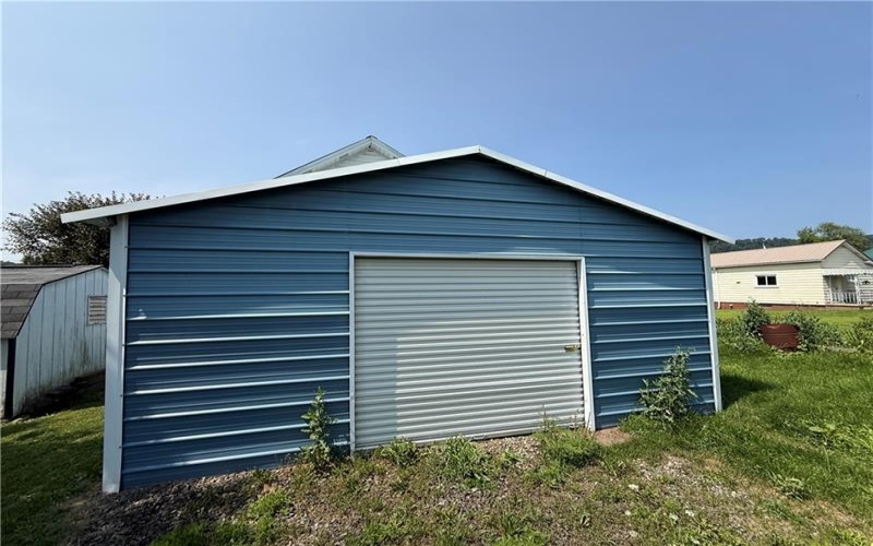 414 Westmoreland Ave, Avonland, 15618, 3 Bedrooms Bedrooms, ,1.1 BathroomsBathrooms,Residential,For Sale,Westmoreland Ave,1769168
