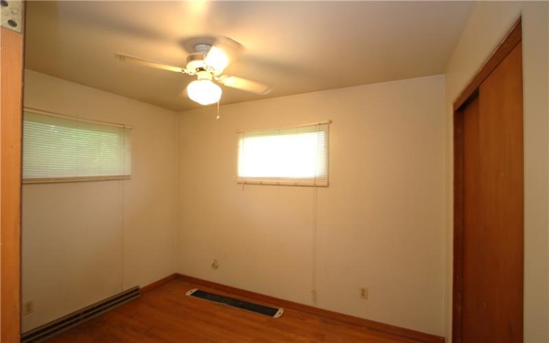 142 3rd Avenue, New Eagle, 15067, 3 Bedrooms Bedrooms, 11 Rooms Rooms,2.1 BathroomsBathrooms,Residential,For Sale,3rd Avenue,1762034