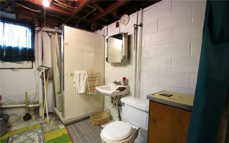 142 3rd Avenue, New Eagle, 15067, 3 Bedrooms Bedrooms, 11 Rooms Rooms,2.1 BathroomsBathrooms,Residential,For Sale,3rd Avenue,1762034