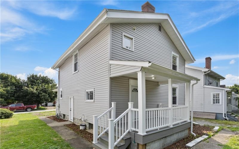297 Grandview Way, Charleroi, 15022, 3 Bedrooms Bedrooms, ,1.1 BathroomsBathrooms,Residential,For Sale,Grandview Way,1768552