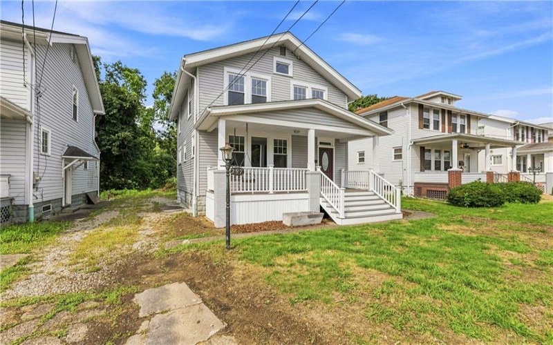 297 Grandview Way, Charleroi, 15022, 3 Bedrooms Bedrooms, ,1.1 BathroomsBathrooms,Residential,For Sale,Grandview Way,1768552