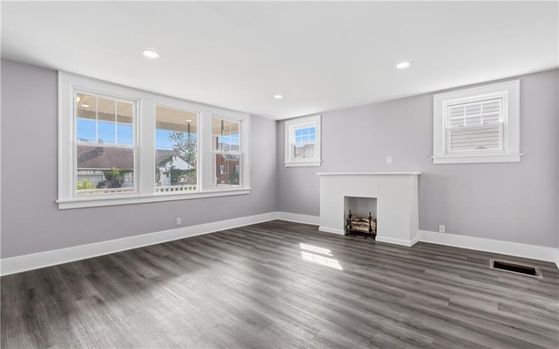 297 Grandview Way, Charleroi, 15022, 3 Bedrooms Bedrooms, ,1.1 BathroomsBathrooms,Residential,For Sale,Grandview Way,1768552