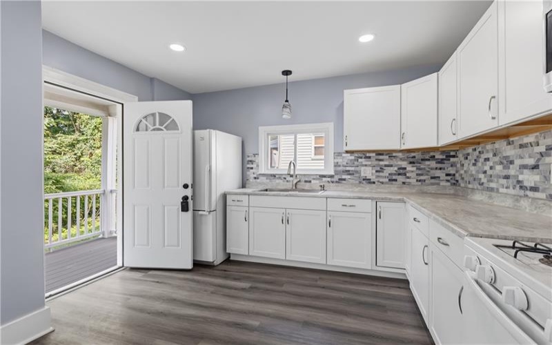 297 Grandview Way, Charleroi, 15022, 3 Bedrooms Bedrooms, ,1.1 BathroomsBathrooms,Residential,For Sale,Grandview Way,1768552
