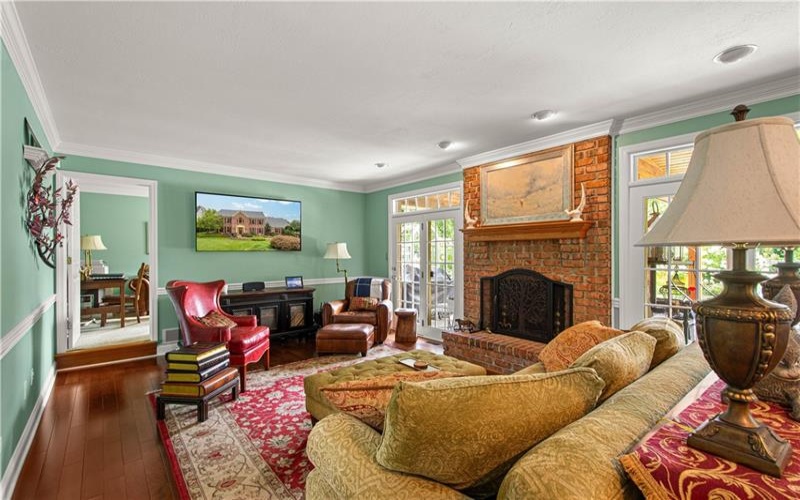 116 Sunrise Lane, Venetia, 15367, 4 Bedrooms Bedrooms, 14 Rooms Rooms,2.1 BathroomsBathrooms,Residential,For Sale,Sunrise Lane,1769163