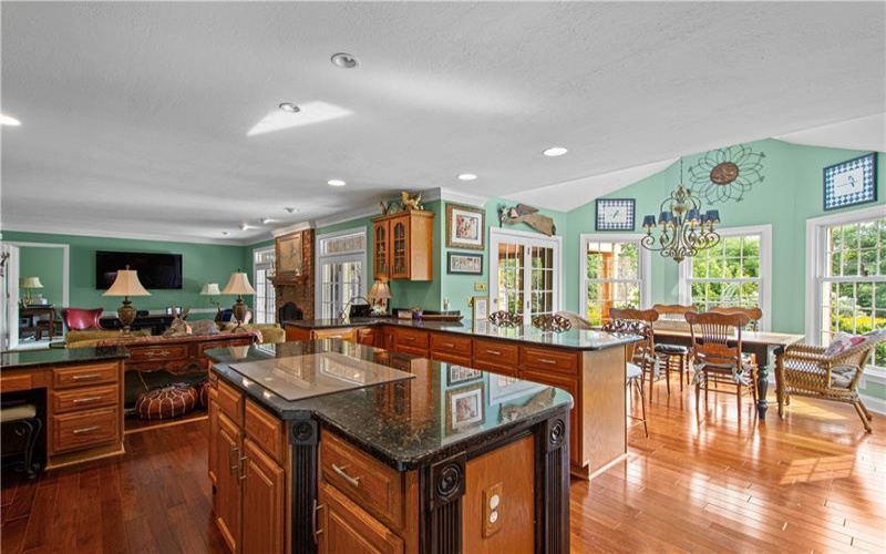 116 Sunrise Lane, Venetia, 15367, 4 Bedrooms Bedrooms, 14 Rooms Rooms,2.1 BathroomsBathrooms,Residential,For Sale,Sunrise Lane,1769163
