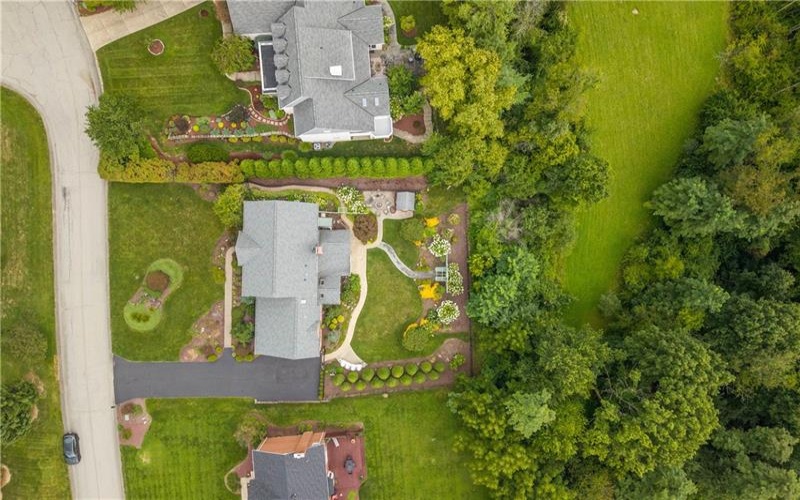 116 Sunrise Lane, Venetia, 15367, 4 Bedrooms Bedrooms, 14 Rooms Rooms,2.1 BathroomsBathrooms,Residential,For Sale,Sunrise Lane,1769163